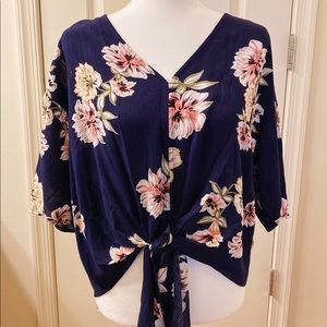 Stitch Fix LUQ Rhee Tie Front Top Navy LP